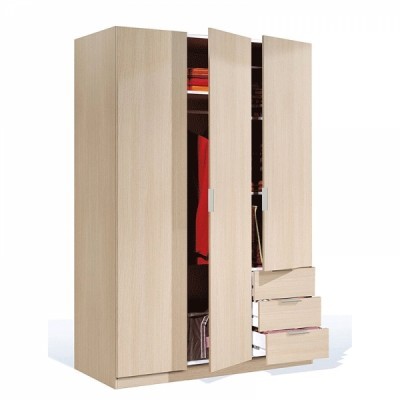 Guarda-roupa de madeira clara com portas e gavetas abertas