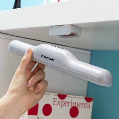 Candeeiro&#x20;LED&#x20;Recarreg&#x00E1;vel&#x20;Magn&#x00E9;tico&#x20;2&#x20;em&#x20;1