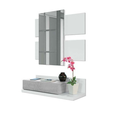 Móvel de entrada branco com espelho, banco cinza estofado e vaso com planta rosa