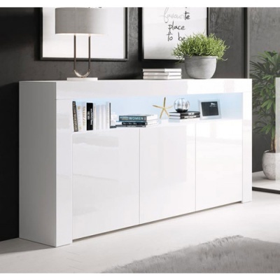 Aparador branco lacado com porta, prateleira iluminada e decoração interior