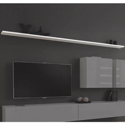 Móveis modernos cinza e branco com televisão numa parede cinzenta escura.