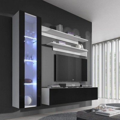 Móvel de sala moderno com armário envidraçado iluminado, prateleiras e televisão