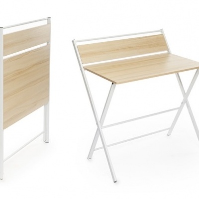 Mesa dobrável com tampo e estrutura branca e madeira clara
