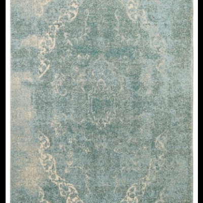 Tapete azul e cinza com padrão ornado e efeito envelhecido