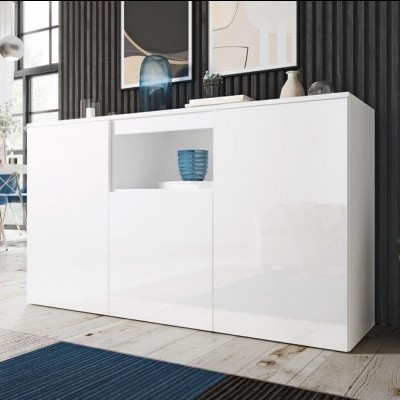 Aparador branco brilhante com três portas e prateleira aberta com vaso azul