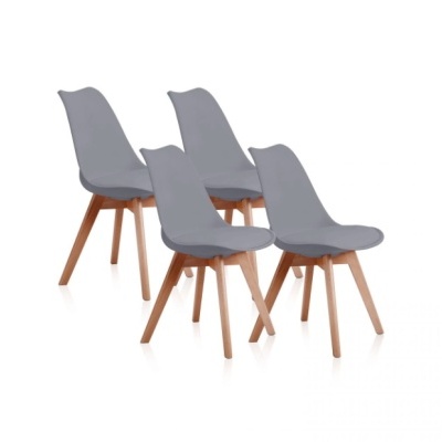 Conjunto de quatro cadeiras cinzentas com pernas de madeira clara