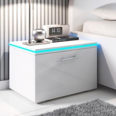 Móvel de apoio branco com gaveta, luz LED azul e objetos decorativos