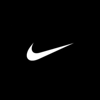 Logótipo branco da Nike sobre fundo preto