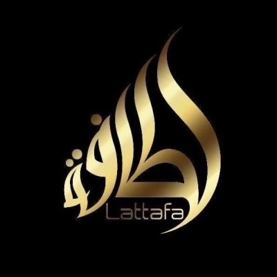 Logotipo dourado estilizado com texto árabe e Lattafa em fundo preto