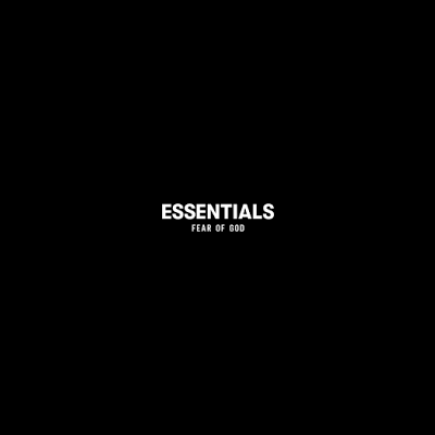 Logotipo ESSENTIALS FEAR OF GOD em fundo preto