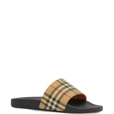Chinelo slide com sola preta e tira estampada xadrez bege e preta