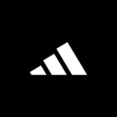Logótipo Adidas branco em fundo preto