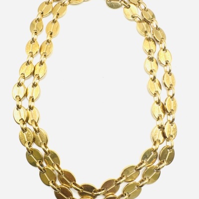 Colar dourado com dupla corrente ovais entrelaçados