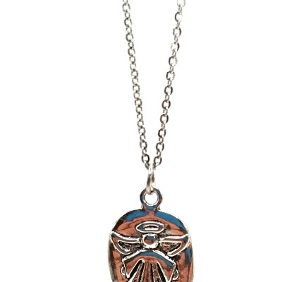 Colar com pendente oval em metal de anjo