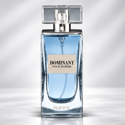 Frasco de perfume masculino com líquido azul e tampa transparente