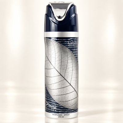 Spray perfumado Lattafa azul escuro com folha prateada