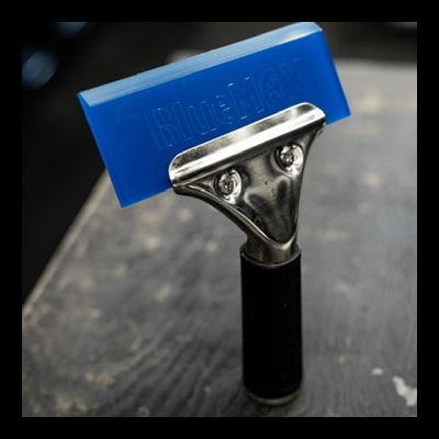 https://www.raidertools.pt/product/espatula-profissional-com-cabo-blue-max-single-bevel