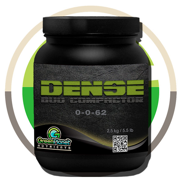 Dense Nutrients Frasco preto rotulado com produto de nutrientes DENSE BUD COMPACTOR da Green Planet Nutrients.