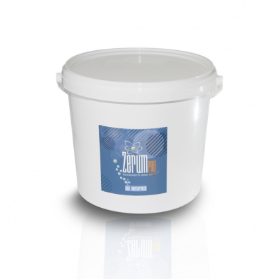 Recipiente branco com tampa e etiqueta azul escrito Zerum PRO Gel Neutro