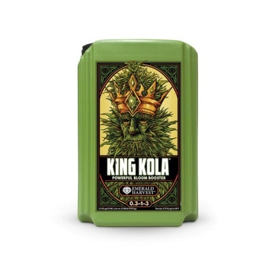 Recipiente verde com rótulo de KING KOLA, booster de floração