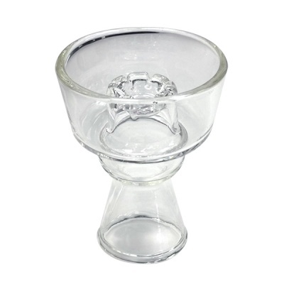 Vaso de vidro transparente com forma cónica