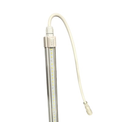 Luz LED tubular prateada com cabo branco e etiqueta Debug
