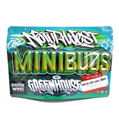 Embalagem colorida de produto CBD com texto NATURWEST MINIBUDS e sabor Frosted Fruit Cake