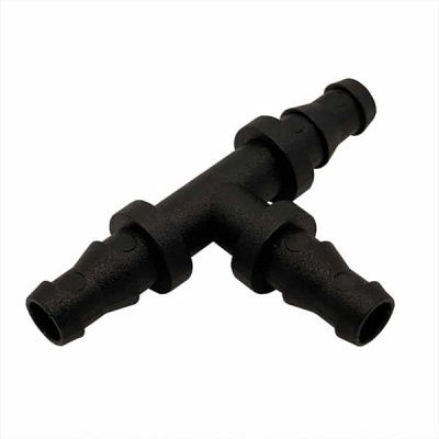 Conector em T preto de plástico para mangueiras