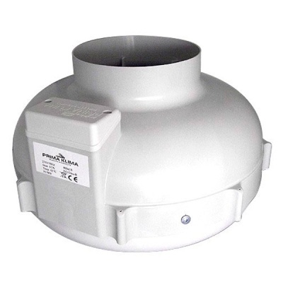 Ventoinha branca cilíndrica de ventilação PRIMA KLIMA com etiqueta técnica