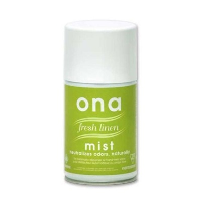 Frasco verde e branco de borrifador para odor com rótulo ona fresh linen mist