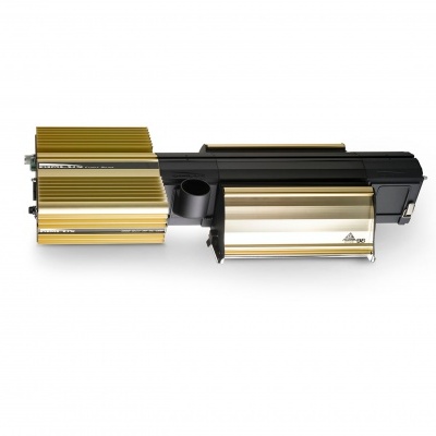 Sistema de ventilação dourado e preto com acabamento metálico