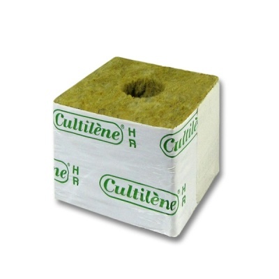 Bloco quadrado de substrato Cultilene HR com furo no centro