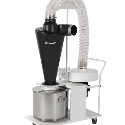 Máquina de aspiração industrial Master com tubo flexível e recipiente metálico