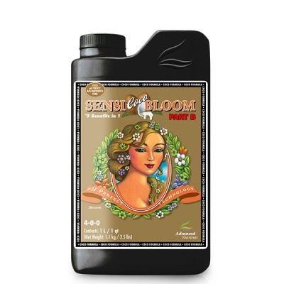 Recipiente preto com rótulo castanho e ilustração de mulher rodeada por flores