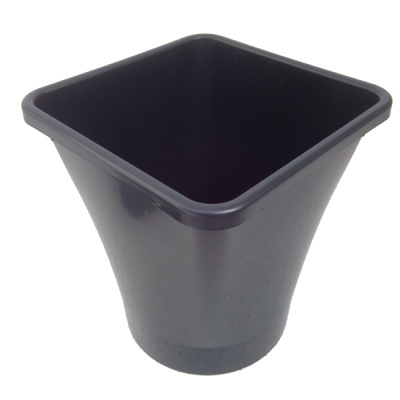 Vaso quadrado de plástico preto com bordas arredondadas