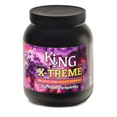 Frasco preto com rótulo colorido e texto KING X-TREME.