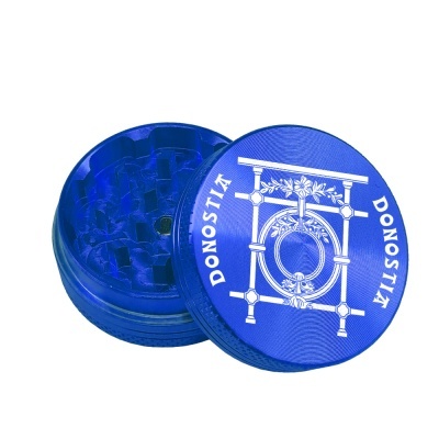 Triturador plástico azul com tampa decorada