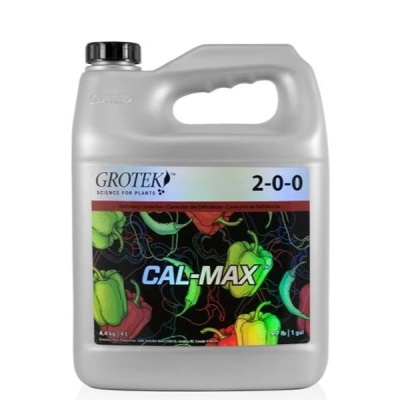 Recipiente de plástico com produto CAL-MAX da marca GROTEK e imagem de pimentos coloridos.