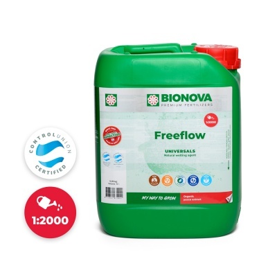 Recipiente verde de plástico com fertilizante Bionova Freeflow Universal