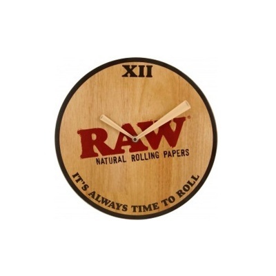 Relógio de parede redondo de madeira com logótipo RAW e texto motivacional