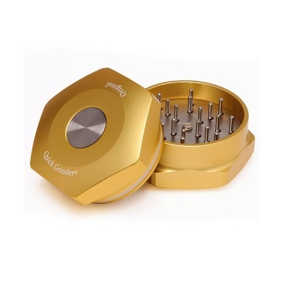 Triturador metálico dourado Quick Grinder com tampa hexagonal e pinos internos