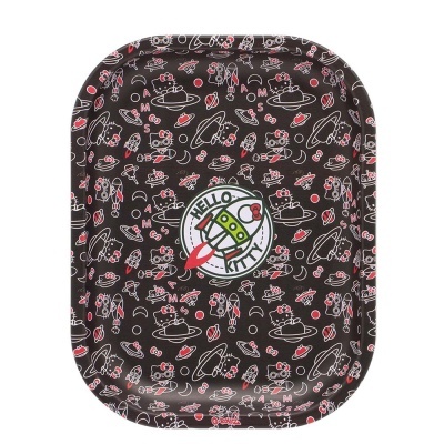 Tabuleiro metálico com desenhos da Hello Kitty e texto HELLO KITTY no centro