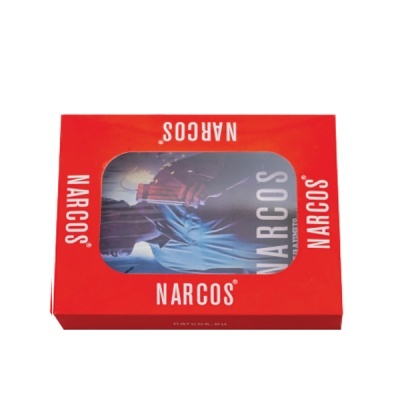Caixa vermelha com baralho de cartas NARCOS