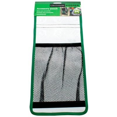 Bolsa acessória branca com rede preta e borda verde da marca Lighthouse Keeper