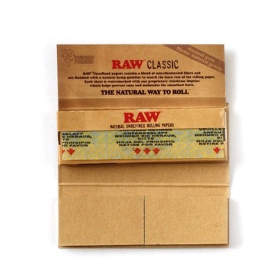 Packs de papel RAW Classic para enrolar cigarros em embalagem castanha natural