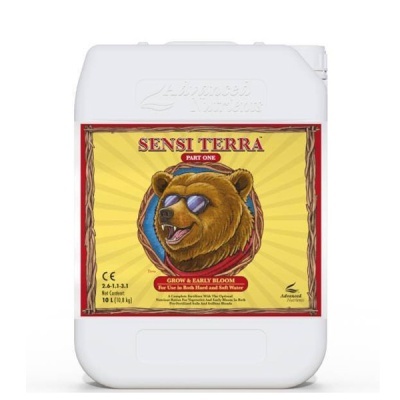 Recipiente branco plástico com etiqueta colorida de urso e texto Sensi Terra