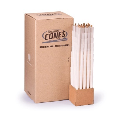 Caixa castanha de papéis pré-enrolados com filtros expostos