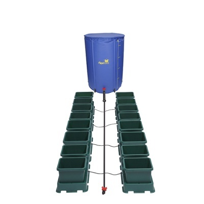 Sistema de cultivo hidropónico com vasos verdes e reservatório azul FlexiTank 1000 L