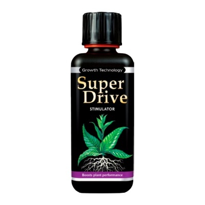 Frasco preto com rótulo de estimulador de plantas Super Drive