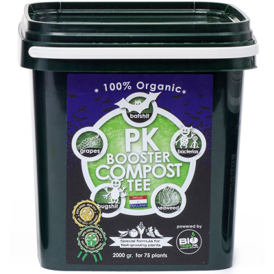 Recipiente preto com etiqueta colorida 100% Organic PK Booster Compost Tee